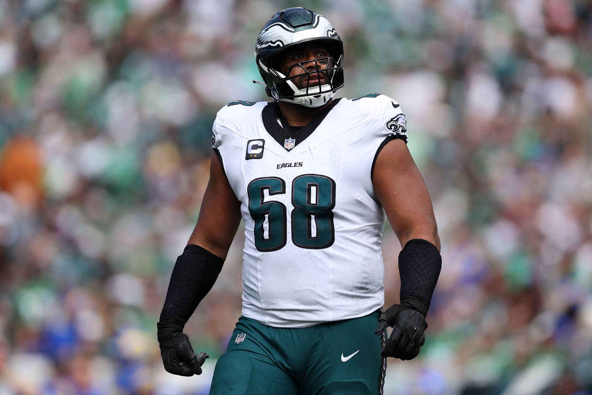 Jordan Mailata Reacts to Lane Johnson's Surprise Retirement - Athlon