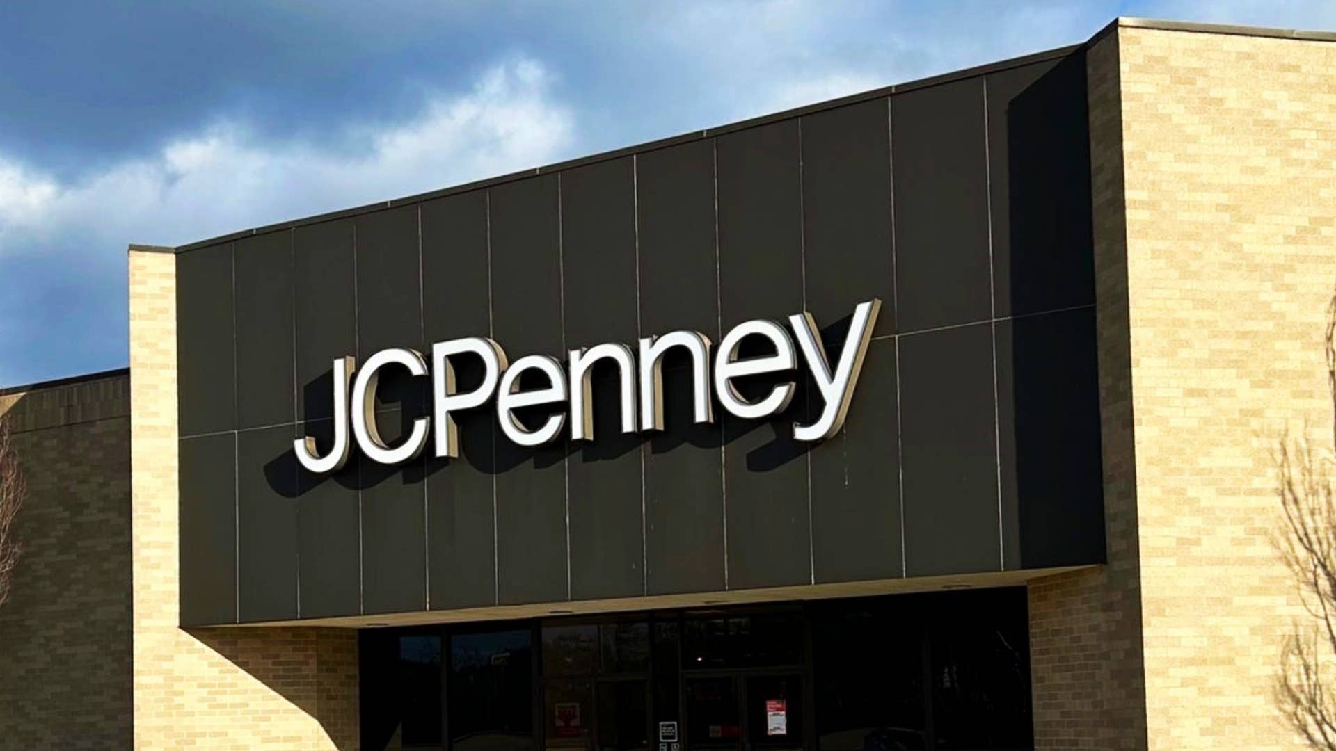 JCPenney's Lightweight Rain Poncho Is Waterproof, Only $12, and Ready for Game Day