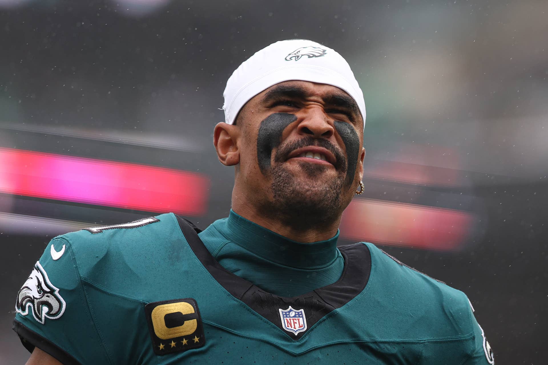 Jalen Hurts Reacts to Lane Johnson’s Retirement at Eagles Practice - Athlon