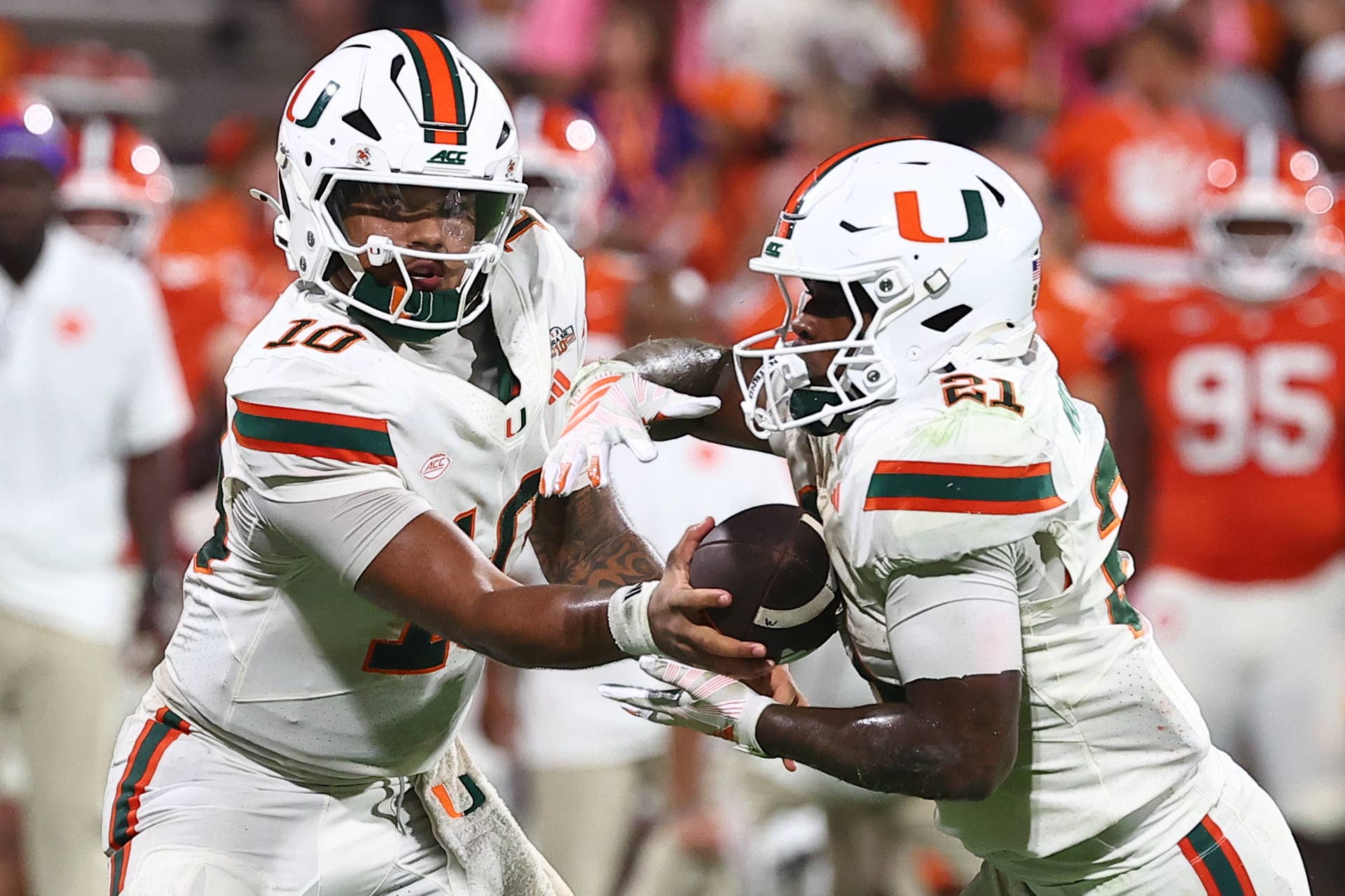 Florida State Seminoles at Miami Hurricanes Prediction, Picks & Odds ...