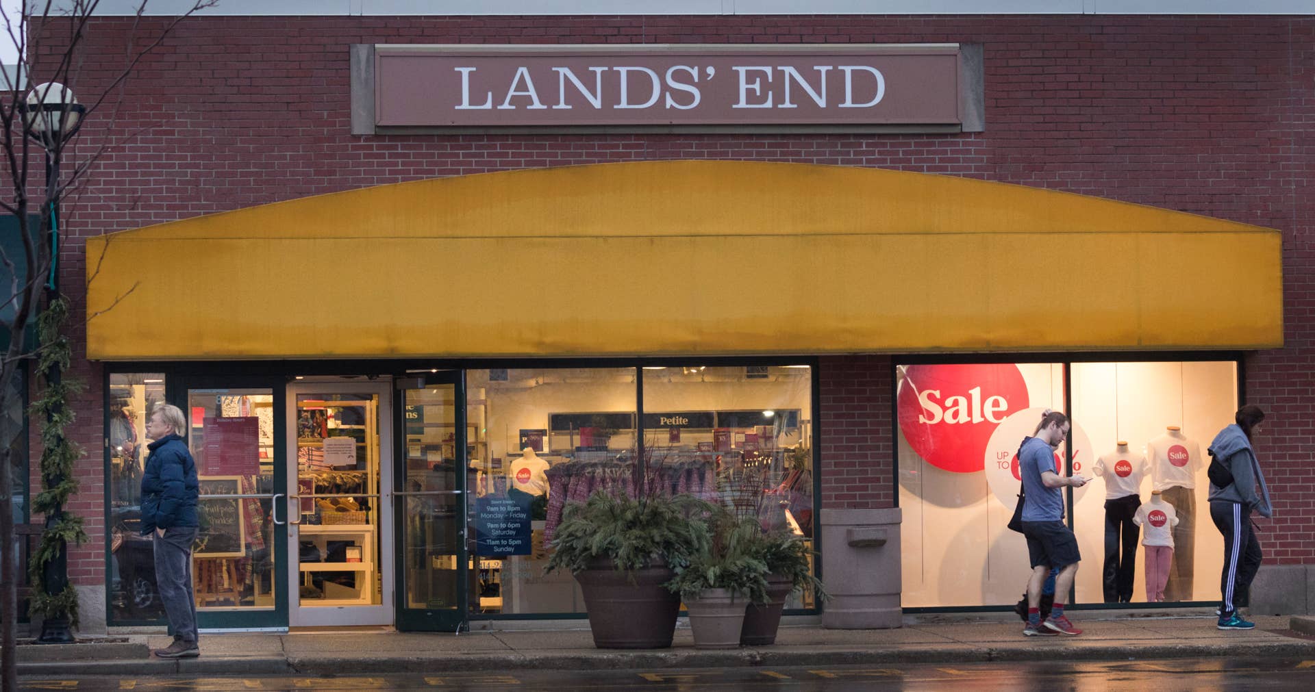 Lands’ End $160 Weatherproof Reversible Jacket Is Now on Sale for $80 ...