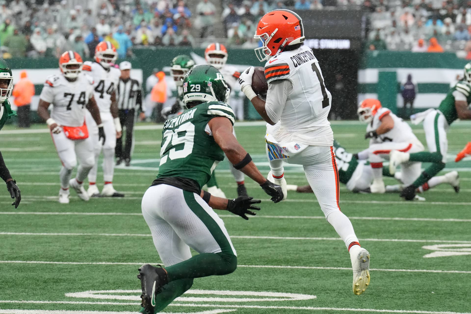 New York Jets Head Coach Aaron Glenn Defends Minkah Fitzpatrick After ...