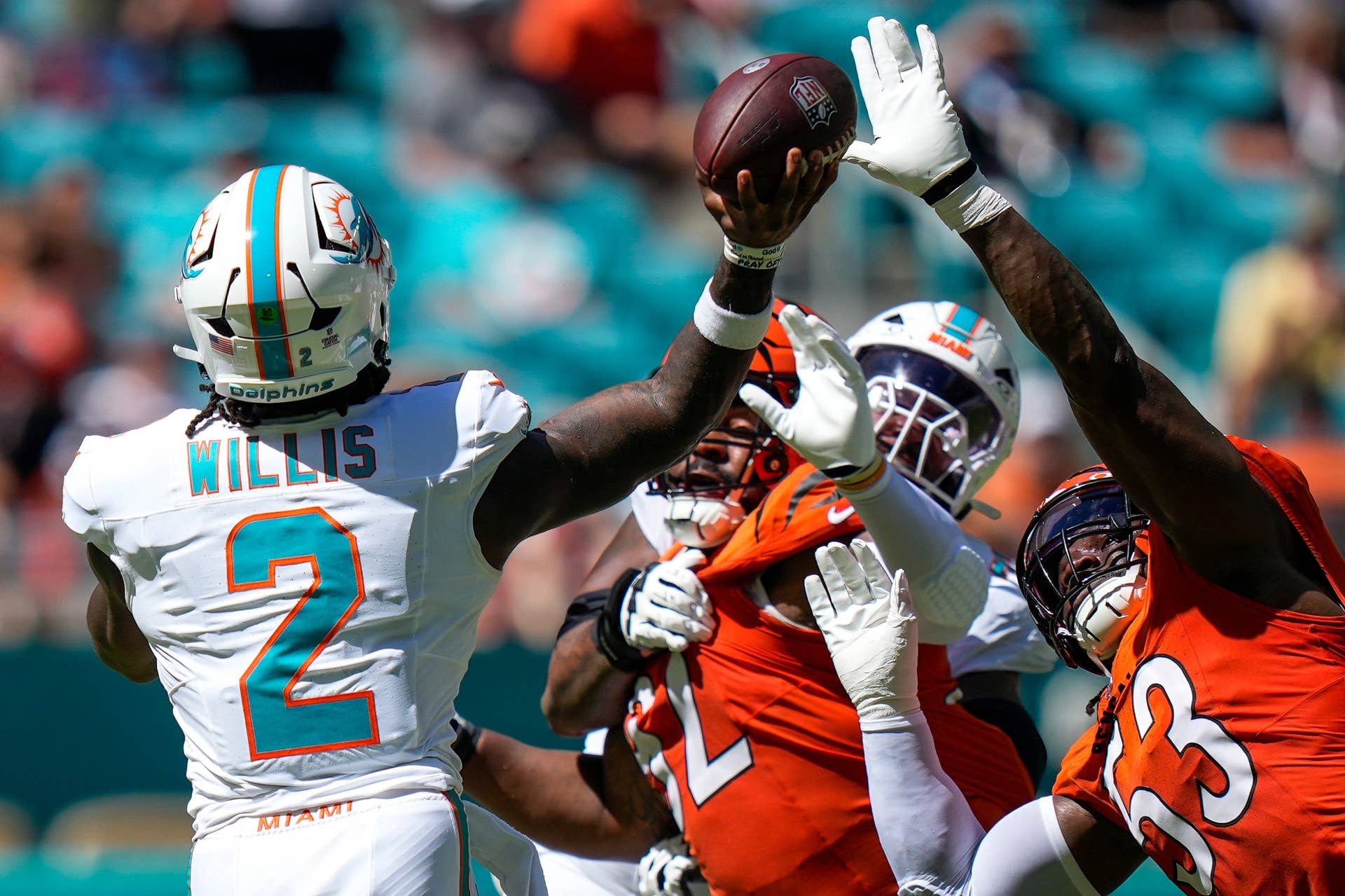 Dolphins’ Latest Loss Exposes 3 Major Problems as Winless Season ...