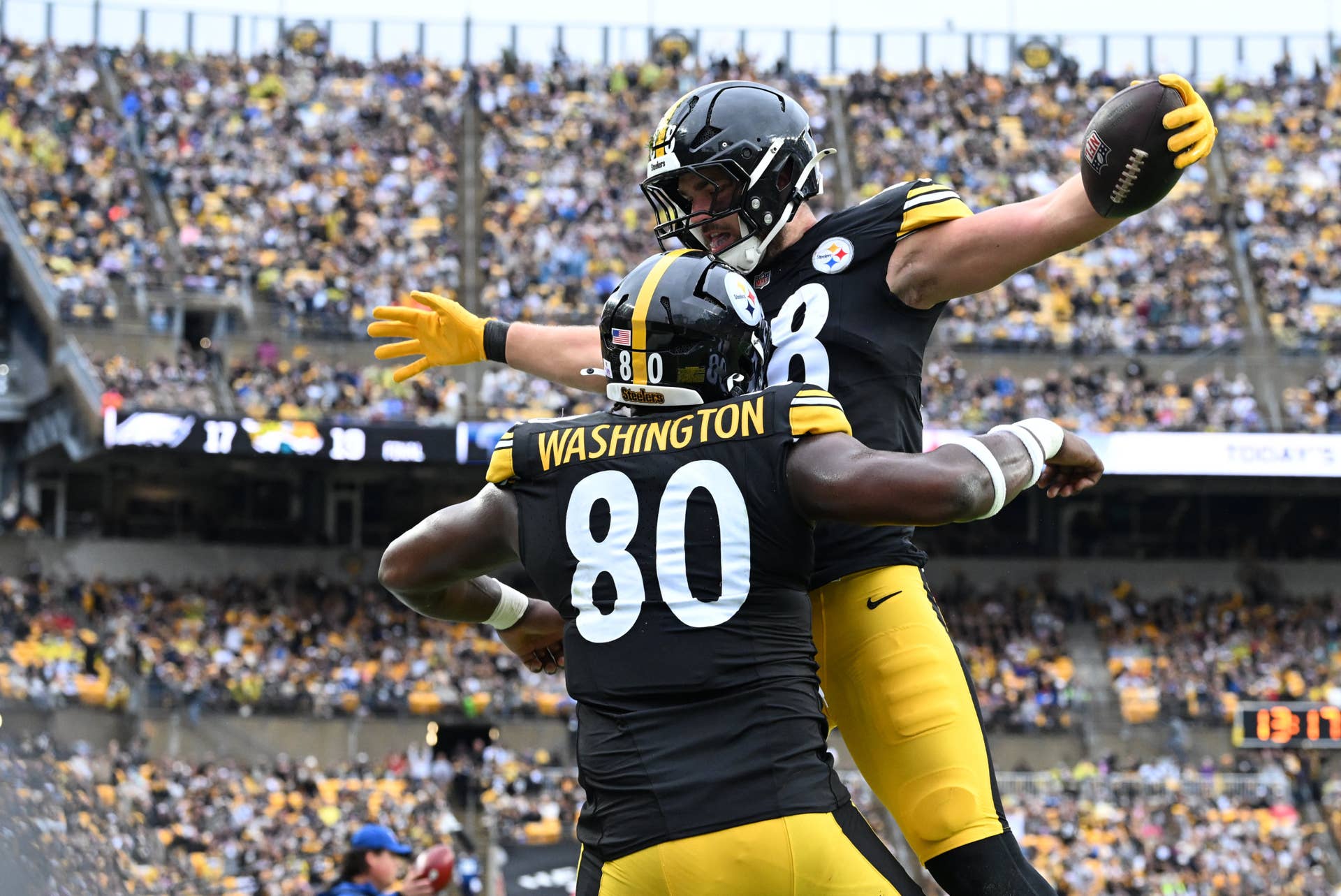 Why Are the Steelers Wearing Black Pants in Paris? Pittsburgh Breaks 50-Year Uniform Tradition