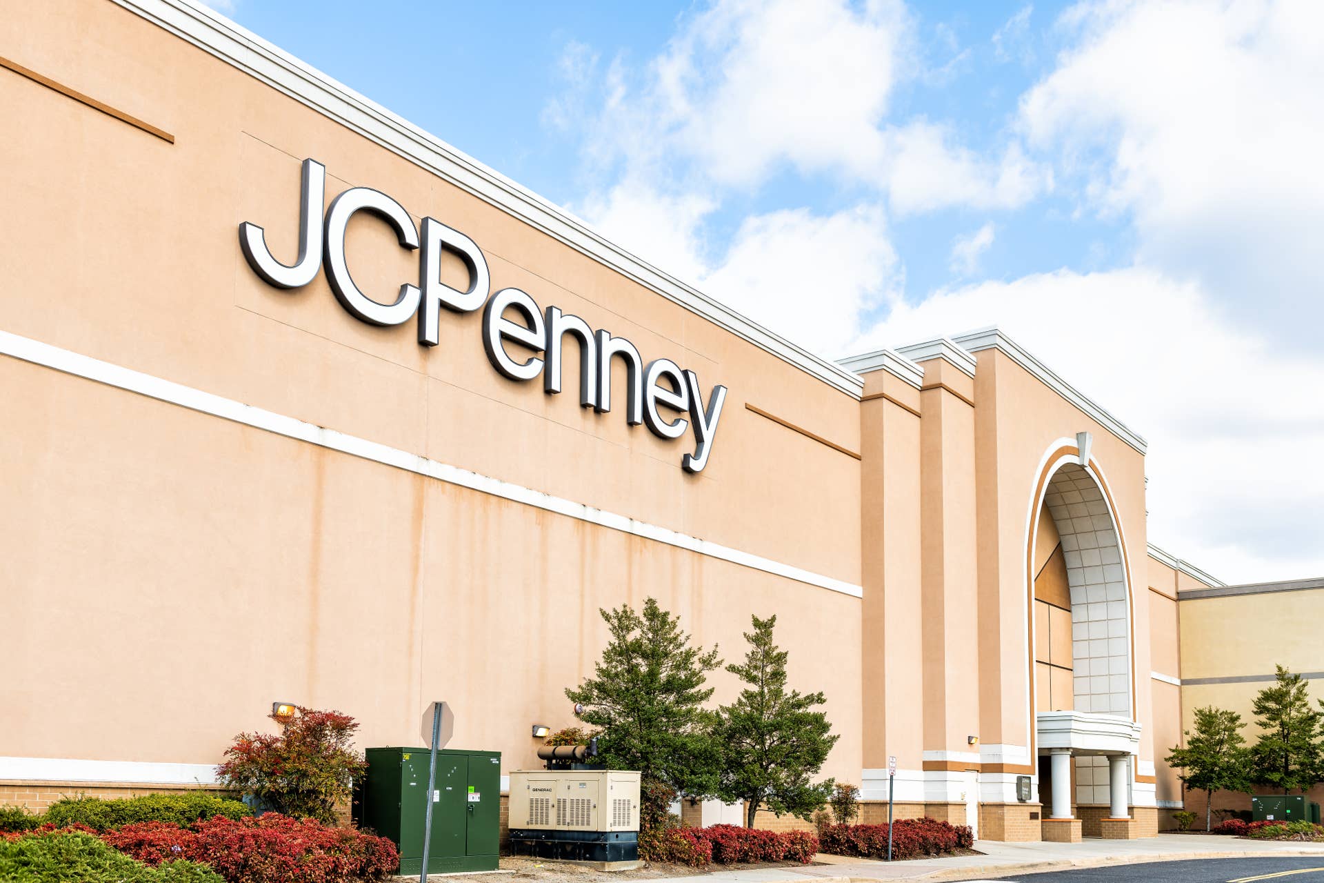 JCPenney’s $5 Moisture-Wicking T-Shirts Come in 18 Vivid Colors - Athlon