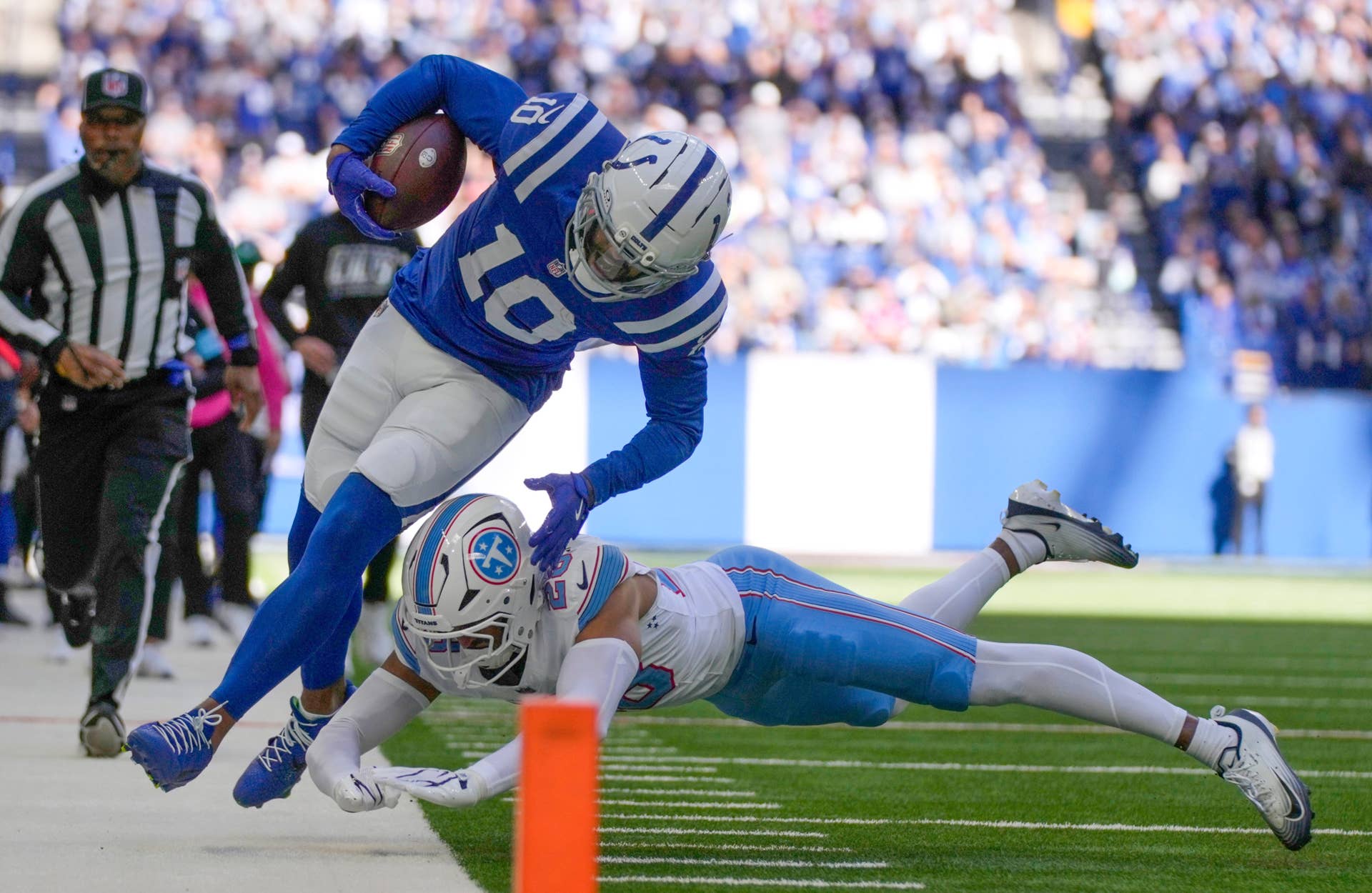 Kann Keenan Allen die Lücke füllen, die Davante Adams bei den Rams ...