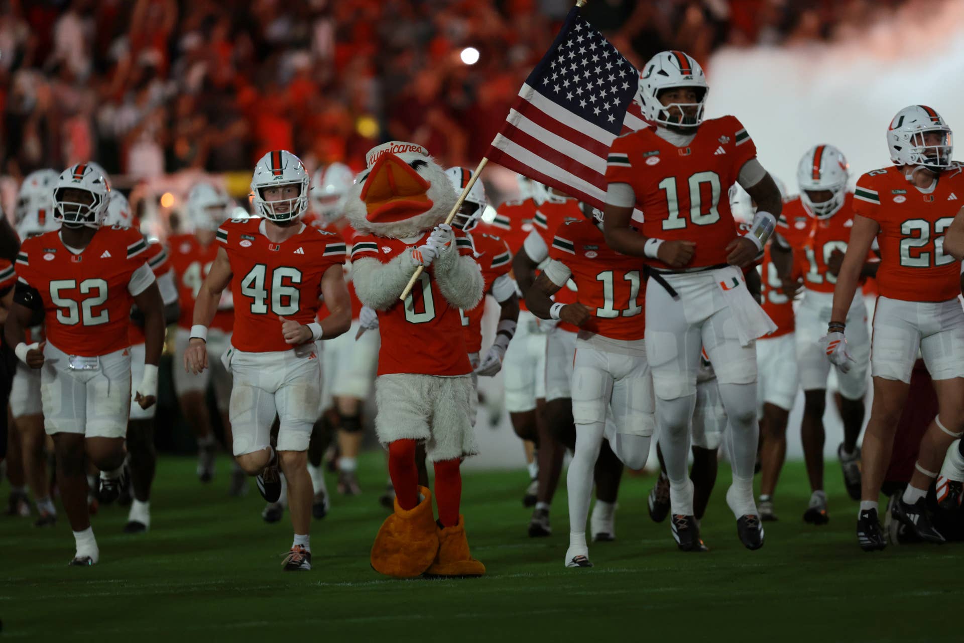 Miami Legend D.J. Williams on the Hurricanes' Success and Championship Aspirations