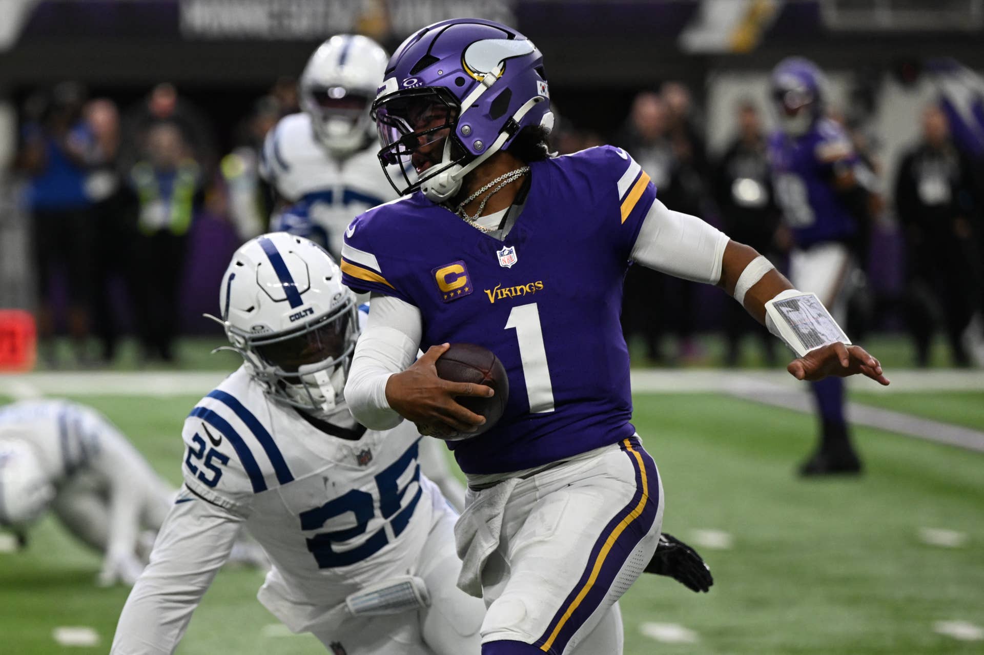 4 Frustrating Takeaways From Colts' Near-Upset of the Unbeaten Vikings ...