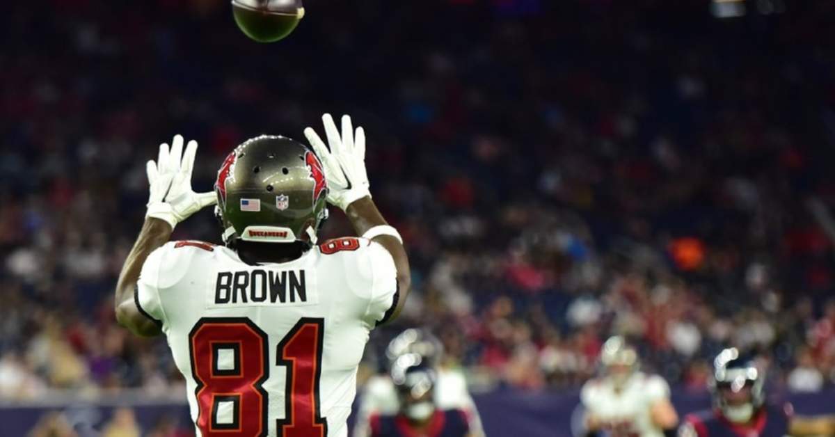 'I'm F***** Up!' Antonio Brown Talks Bankruptcy in Post-Bucs Career ...