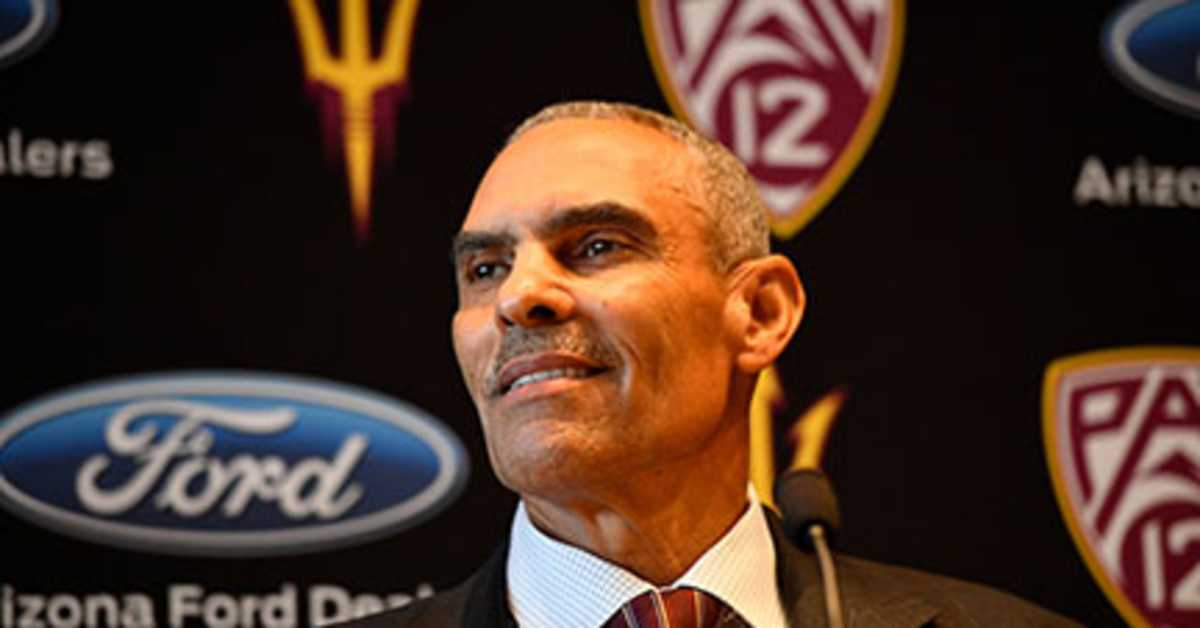 Ex NFL Coach Herm Edwards Predicts Cleveland Browns QB Outcome - Athlon Sports