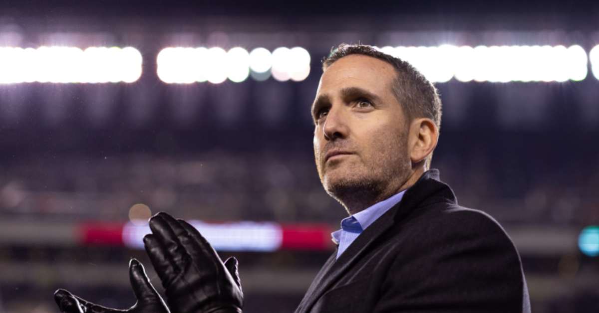 Philadelphia Eagles Howie Roseman 'Zigs' Again in Draft Strategy - Athlon Sports