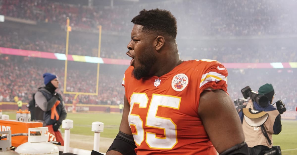 Kansas City Chiefs RG Trey Smith Named PFF's 'Most Underrated' Player Athlon Sports