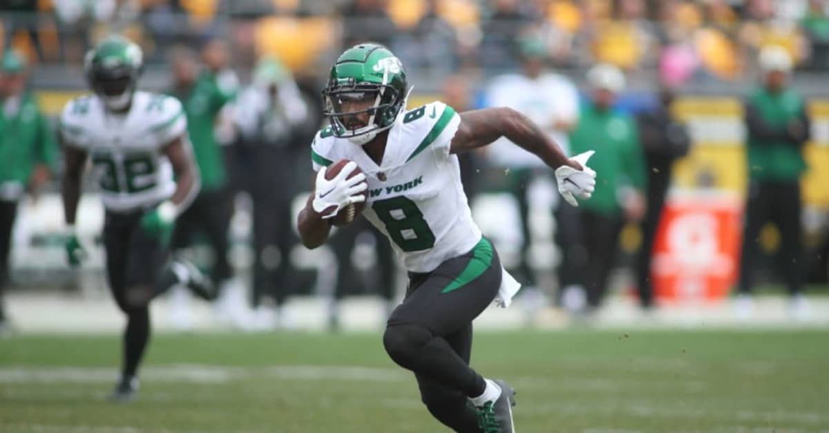 Buffalo Bills Make Elijah Moore Signing Official to Confound Critics - Athlon Sports