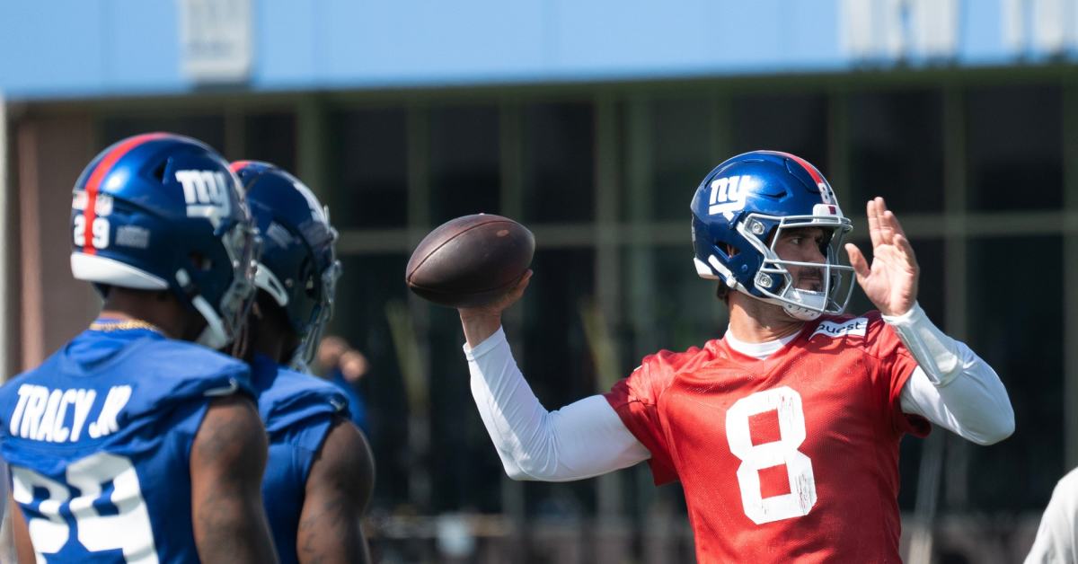 'They Call Him Danny Dimes!' Devin Singletary Praises New York Giants ...