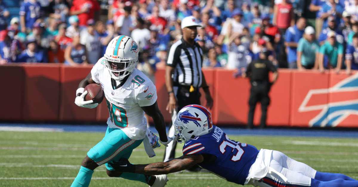 Buffalo Bills Cornerback Reaches Out To Team Legend For Number Change - Athlon Sports