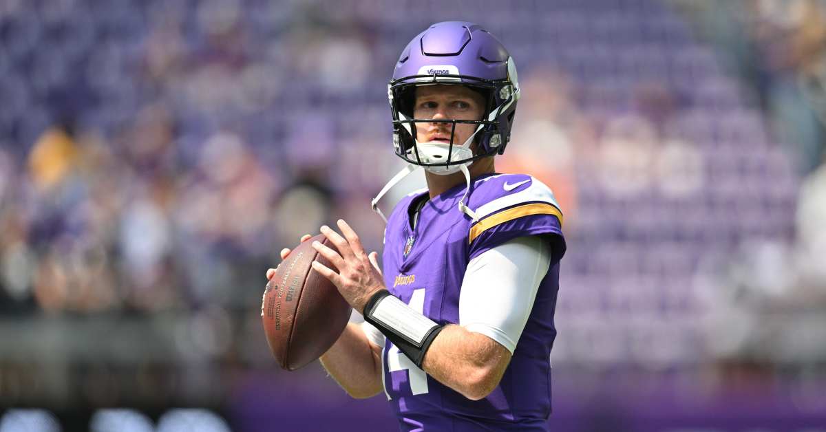 Vikings QB Sam Darnold could be poised for a career season, whether it's  notable or not - Athlon Sports