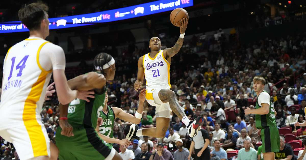 Los Angeles Lakers Ex Maxwell Lewis Joins D'Angelo Russell's Dallas Mavs Seeking Revenge And A Roster Spot - Athlon Sports