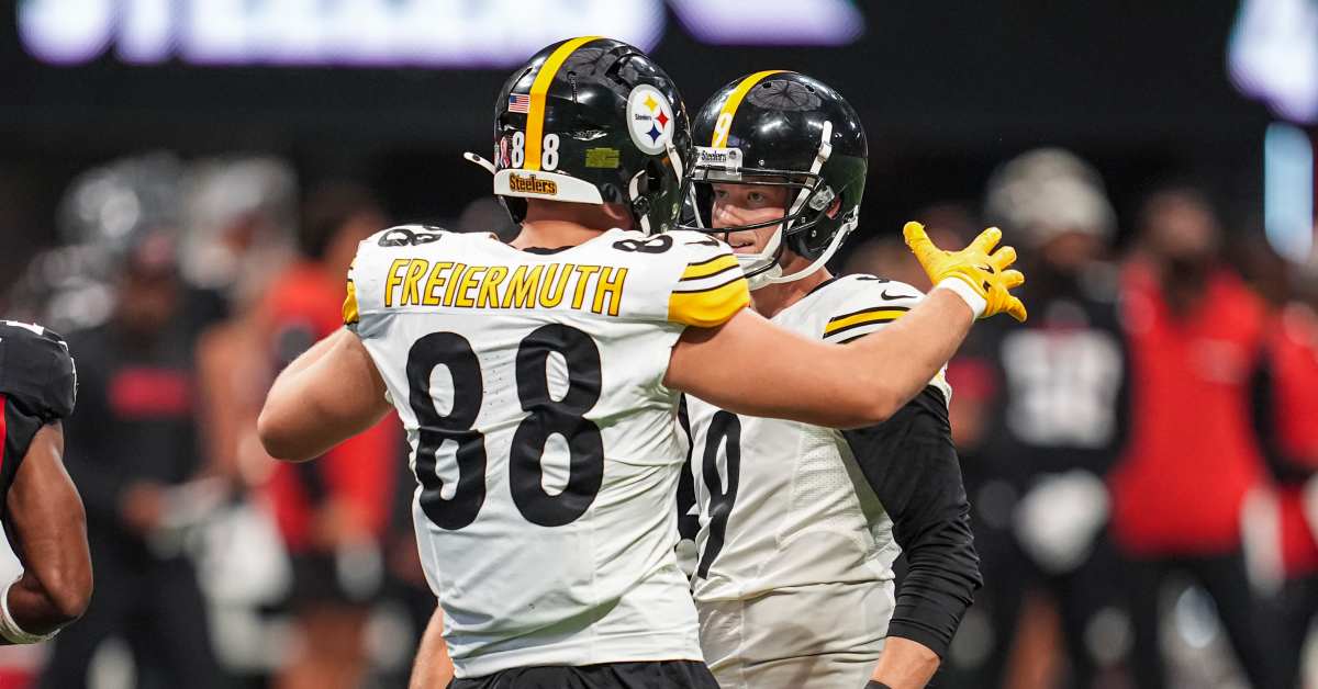 Philadelphia Eagles Should Target Steelers Tight End After Blockbuster Trade - Athlon Sports