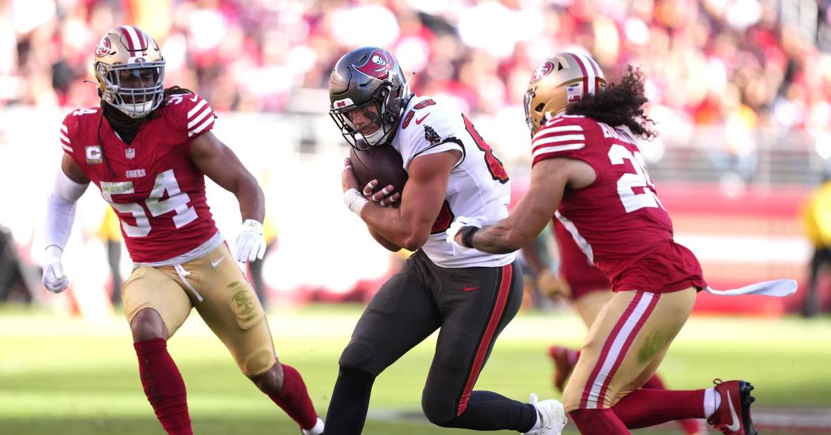 Tampa Bay Buccaneers Tight End Cade Otton Ranked Poorly Among NFL's Best - Athlon Sports