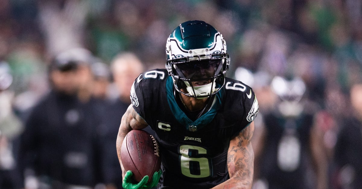 A.J. Brown & DeVonta Smith Big Catches Enough Eagles