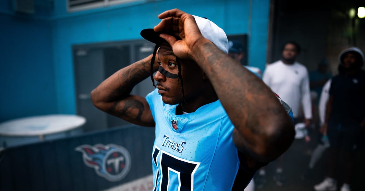 Kansas City Chiefs vs. Pittsburgh Steelers in DeAndre Hopkins Trade