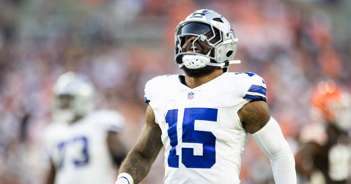 Cowboys HC Breaks Silence on Ezekiel Elliott's Controversial Benching ...