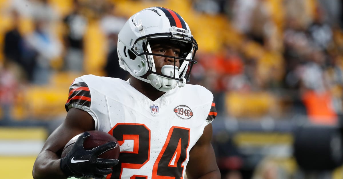 WATCH: Browns Nick Chubb Back in 'Lab' Working Out as Injury Rehab ...