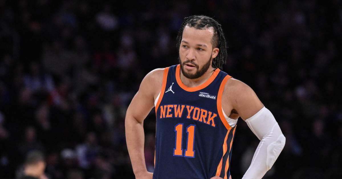 Knicks Coach Defends Controversial Jalen Brunson Decision in NBA Playoff Loss to Pistons - Athlon Sports