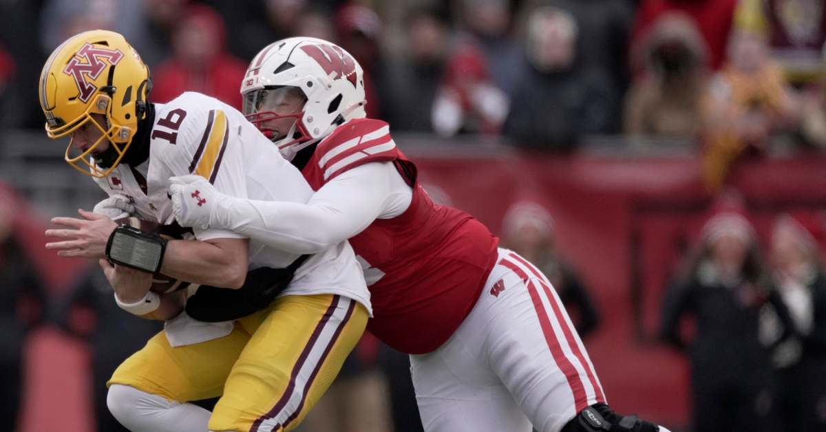 San Francisco 49ers Invite Former Wisconsin Badger to Rookie Minicamp - Athlon Sports