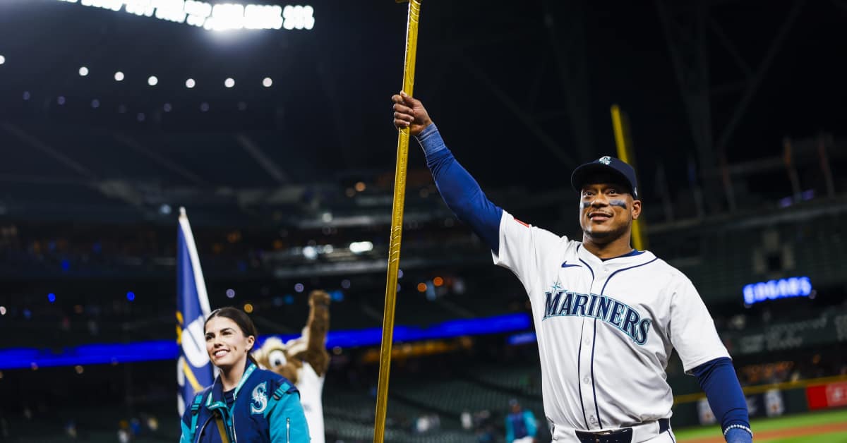 Seattle Mariners Veteran Making Comeback Player of Year Case - Athlon Sports