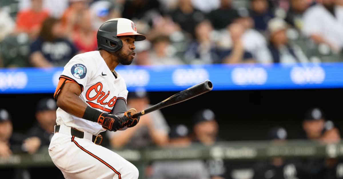Trade Idea has Royals Landing Power-Hitting Outfielder - Athlon Sports
