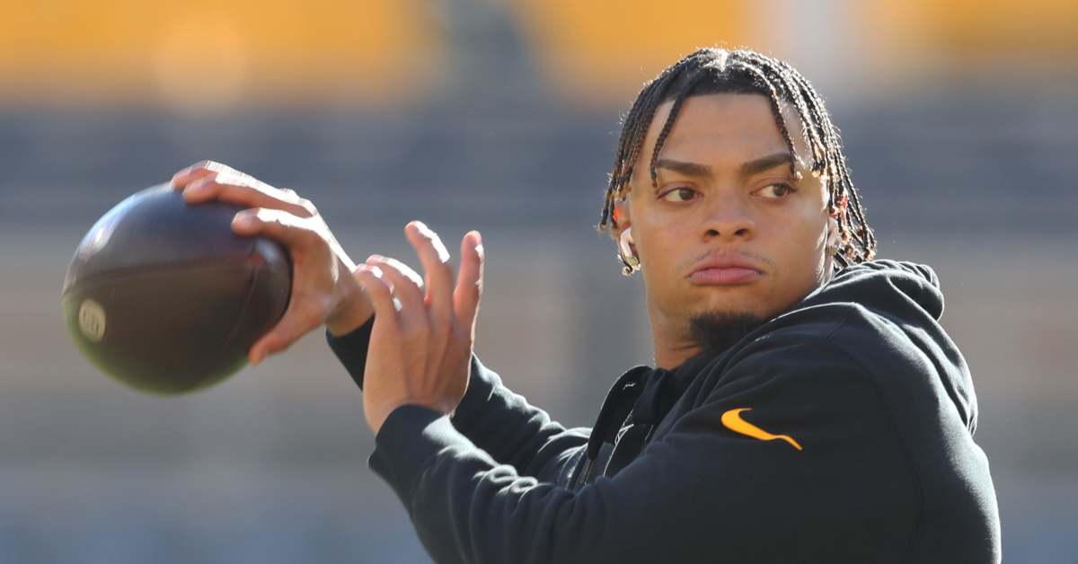 Justin Fields Needs To Pass His 1-Year New York Jets Audition - Athlon Sports