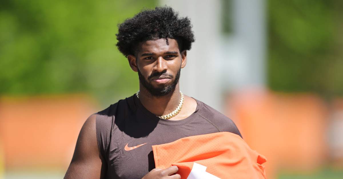 Browns Send Strong Message to Shedeur Sanders After First NFL Practice - Athlon Sports