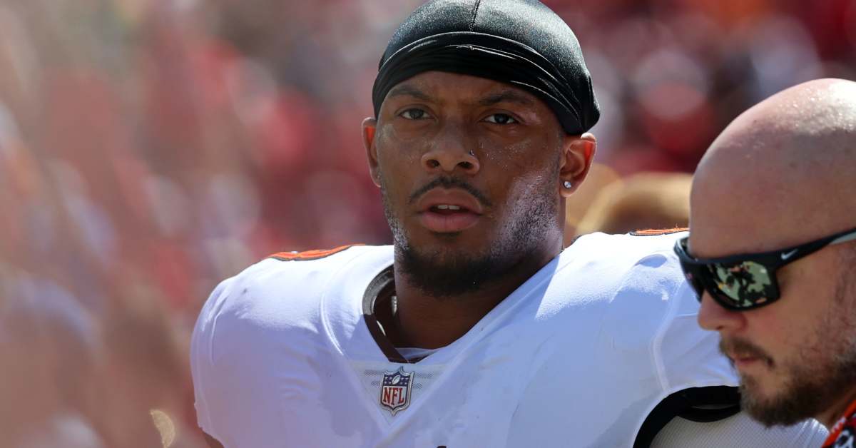 Tampa Bay Buccaneers' Key Defensive Cog SirVocea Dennis Reveals Health Update - Athlon Sports
