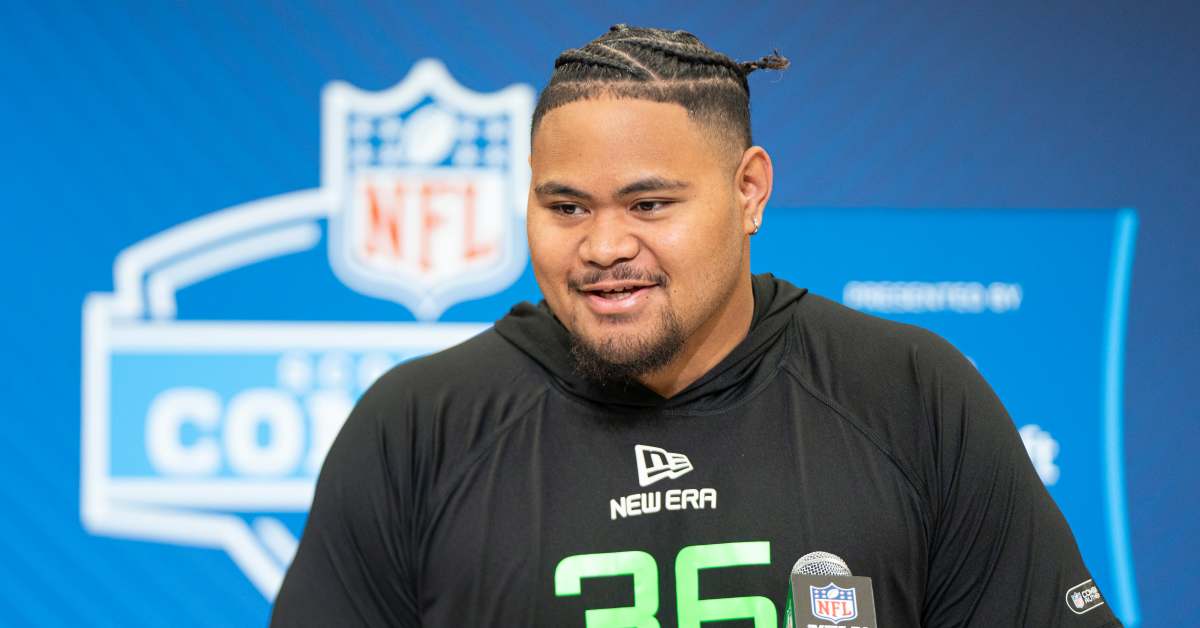 New Details Revealed on Why Dolphins Rookie Jonah Savaiinaea Has Not Signed Deal - Athlon Sports