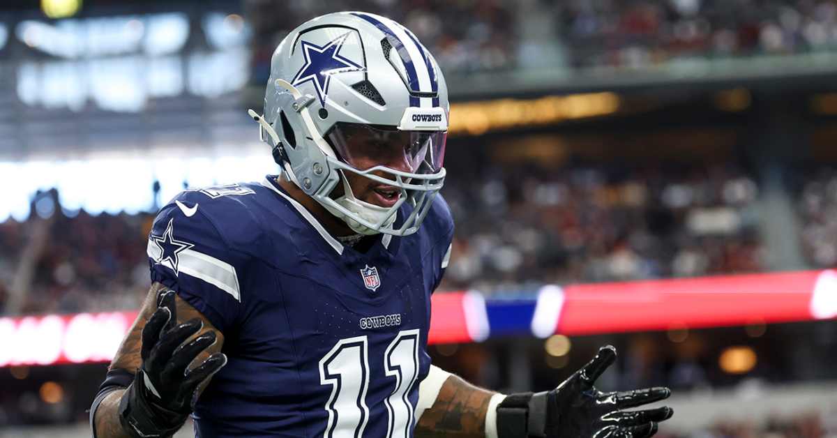 Micah Parsons Turning Heads By Leading Beach Workout With Dallas Cowboys Teammates - Athlon Sports