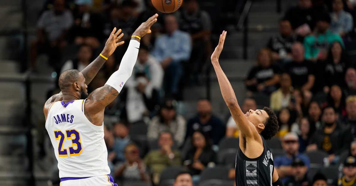 Evaluating San Antonio Spurs' Chances of Trading For LeBron James - Athlon Sports