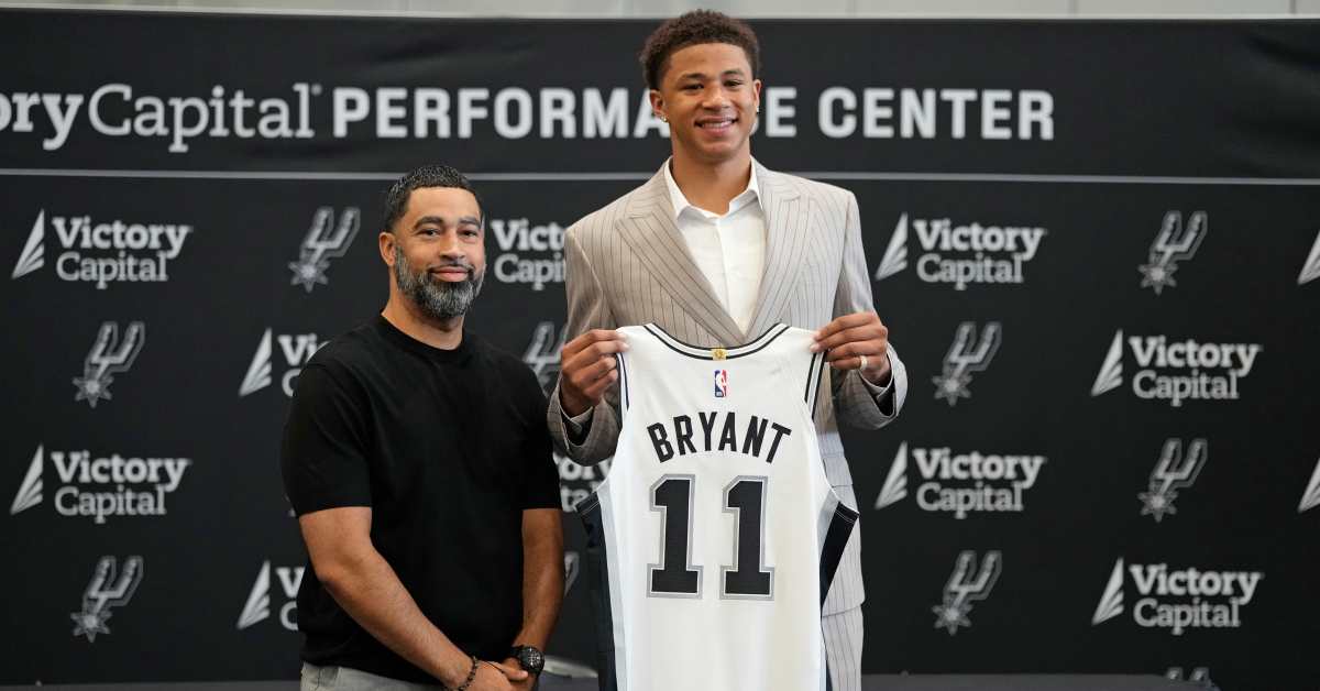 San Antonio Spurs' Rookie Carter Bryant Compares Himself to Overlooked All-Star - Athlon Sports