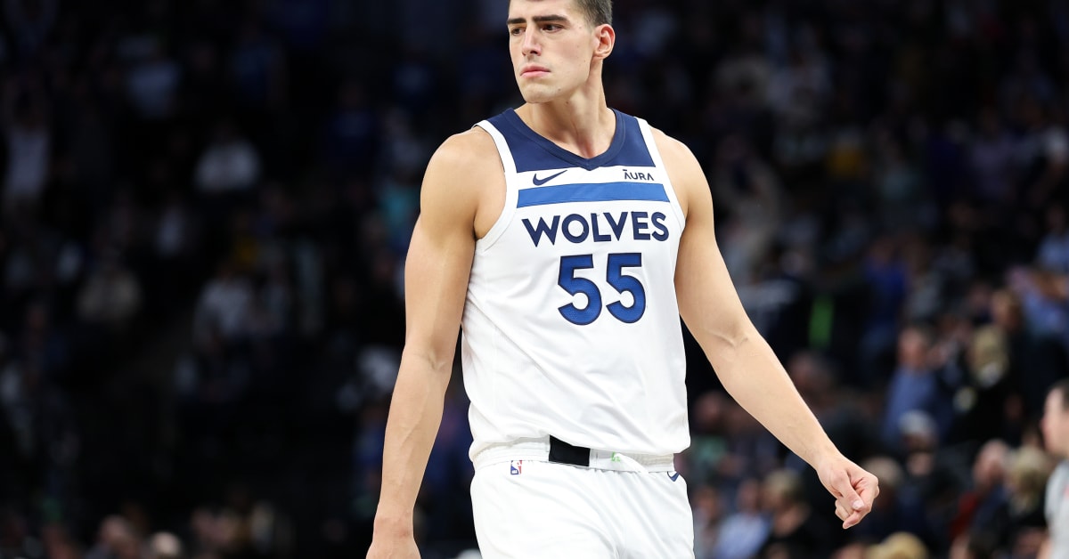 Luka Garza goes off for 29 points in Minnesota's final preseason game