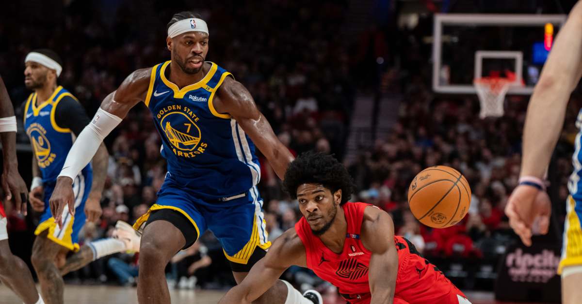 Golden State Warriors Roasts Portland Trail Blazers in Season Opener