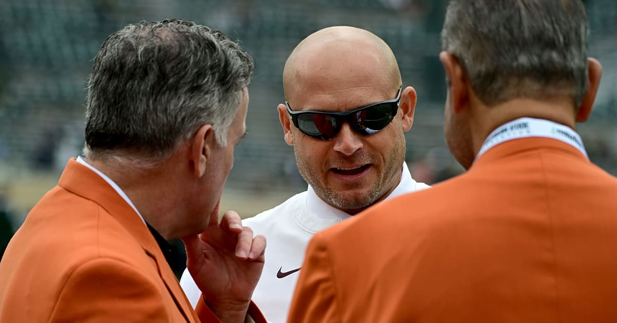 College Football Coach Has Perfect Locker Room Celebration After
