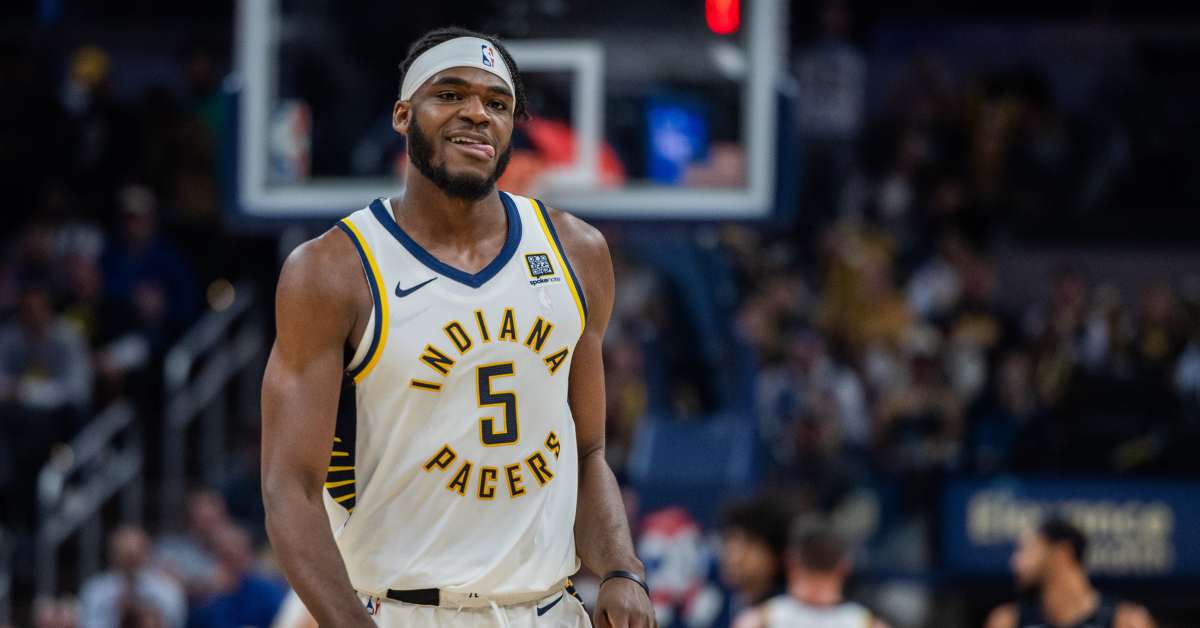 Slo-Mo Video Shows Jarace Walker's Brutal Ankle Injury in Pacers-Knicks - Athlon Sports