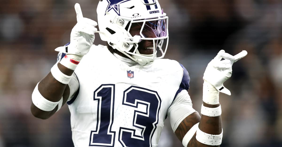 Dallas Cowboys DeMarvion Overshown Gets Heartwarming Father's Day Present - Athlon Sports