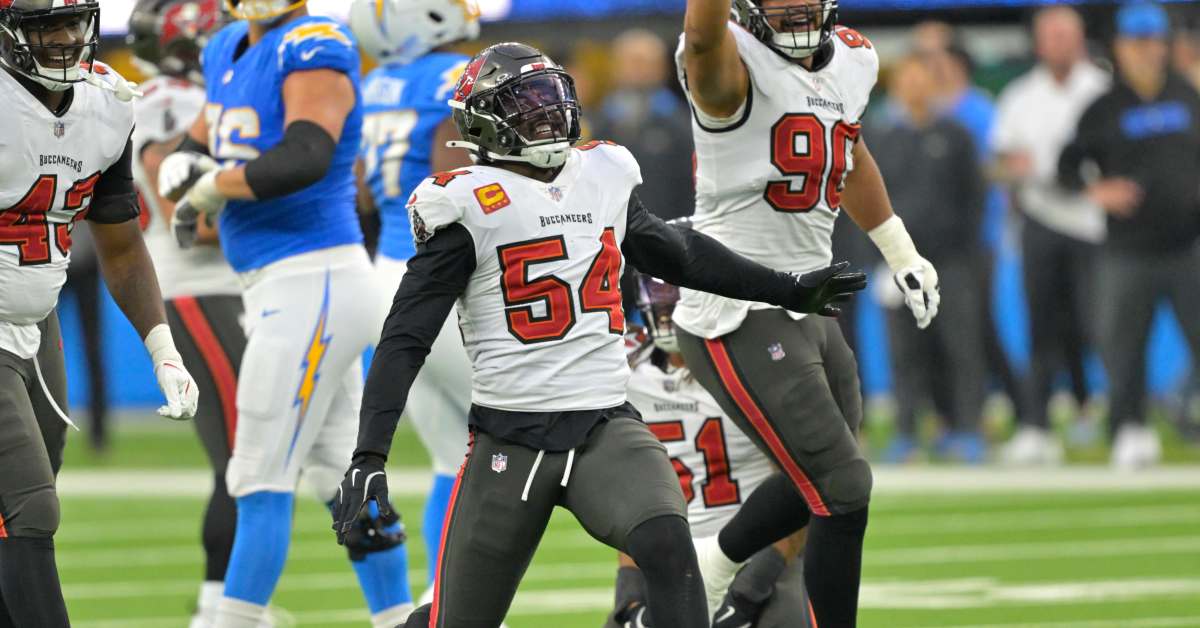 Aging Tampa Bay Buccaneers Leader Reveals Retirement Thinking - Athlon Sports