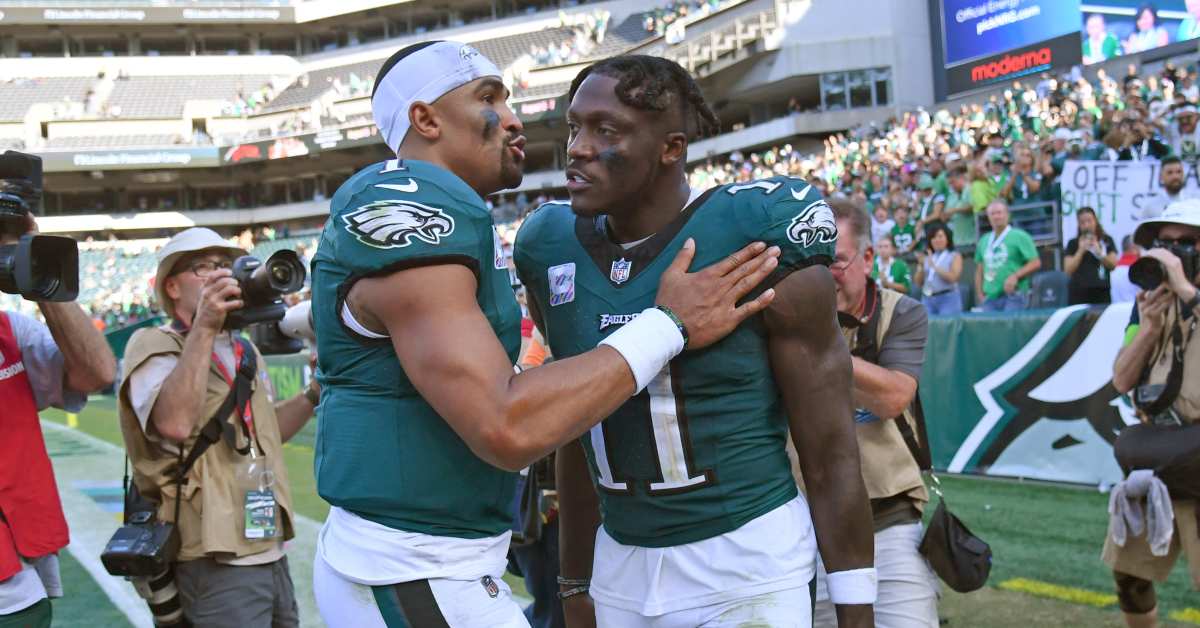 Philadelphia Eagles A.J. Brown and Jalen Hurts Rumors Have Gossips Tongues Wagging - Athlon Sports