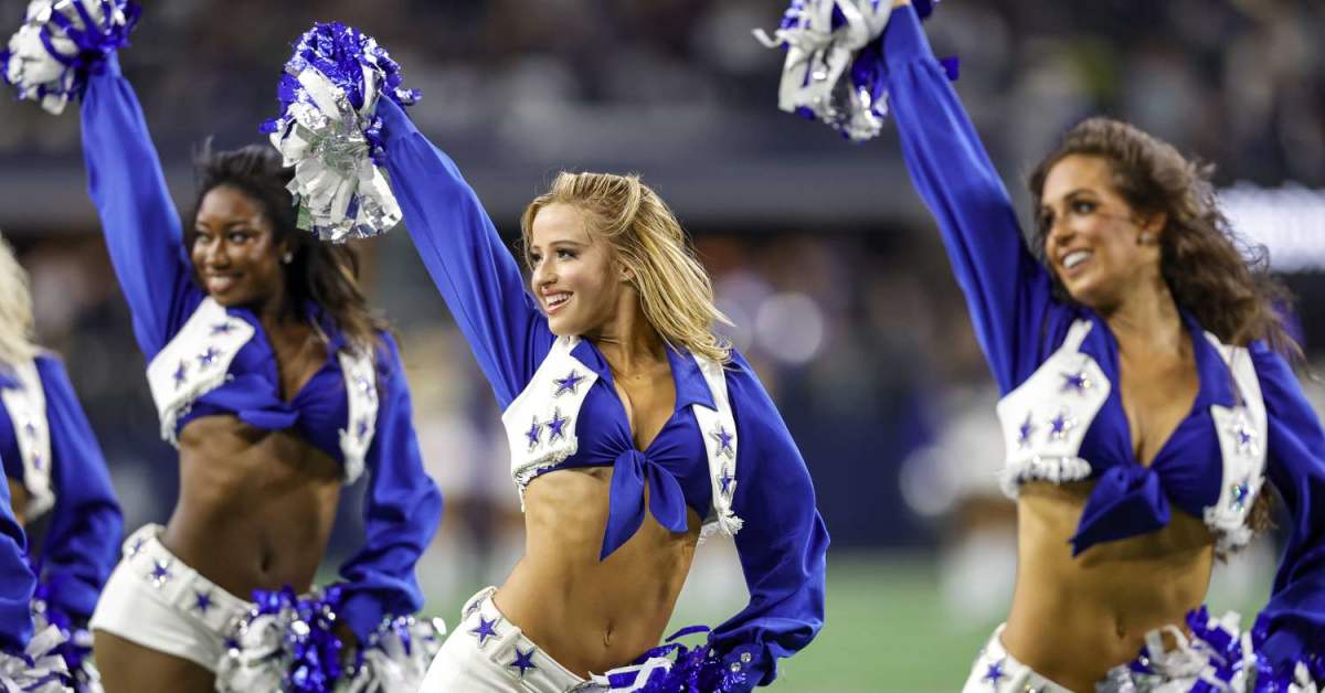 Dallas Cowboys Issue Warning About Dangerous Cheerleaders Scam - Athlon  Sports