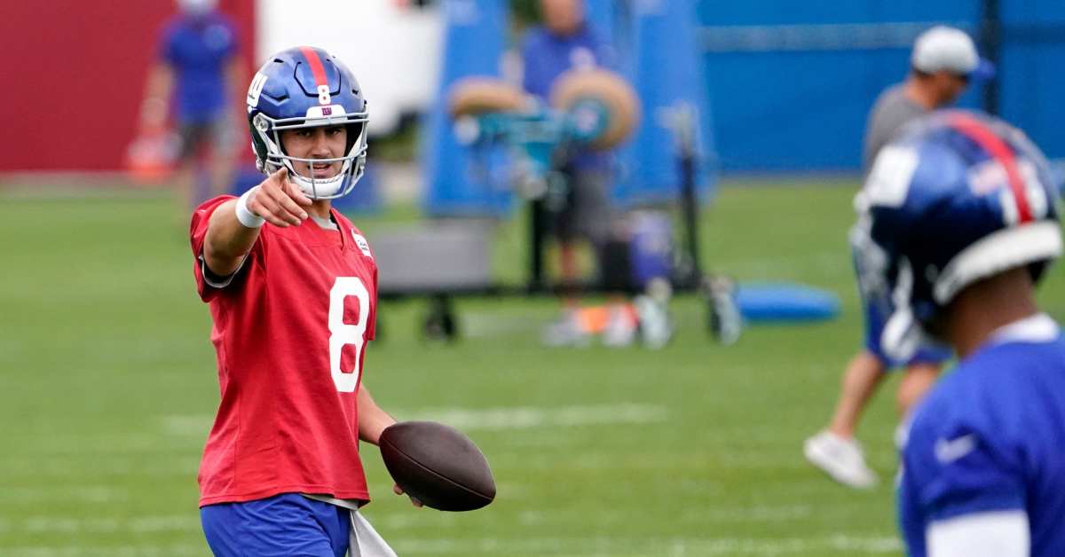 Former New York Giants Quarterback Daniel Jones Reflects on Disastrous 2024 - Athlon Sports