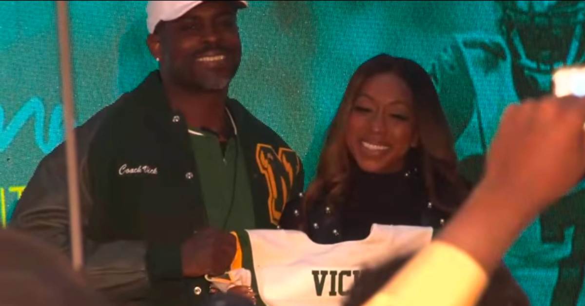 New Norfolk State Coach Michael Vick Jokes With Wife Kijafa Who Went To 