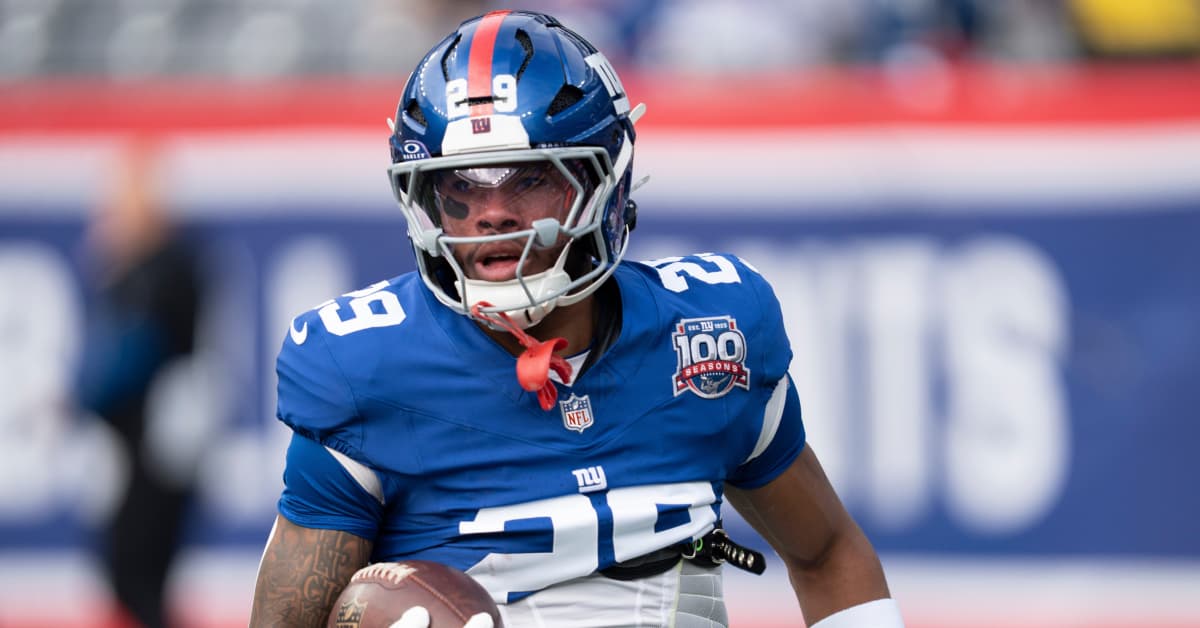New York Giants' Top Offensive Weapon Speaks Out on Looming Quarterback Controversy - Athlon Sports