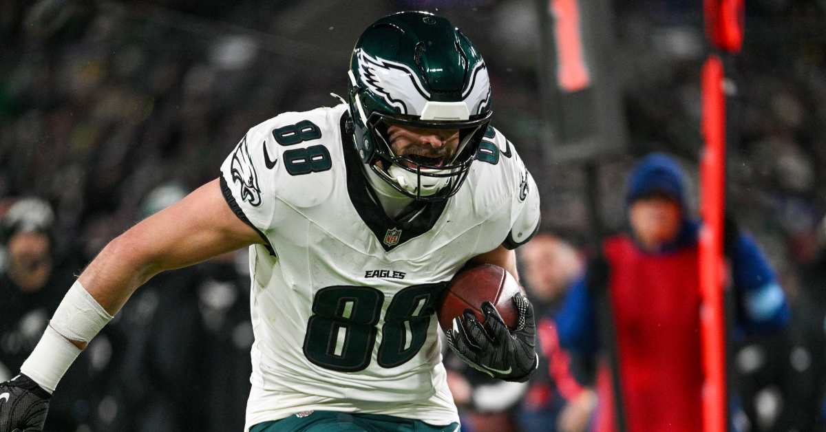 Philadelphia Eagles Make Major Decision Dallas Goedert - Athlon Sports